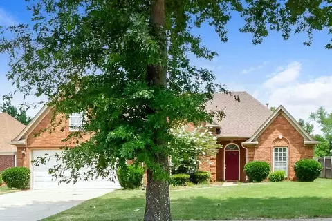 10050 Bloomsbury Ave, Cordova, TN 38016