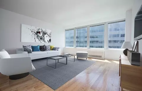 200 Water St #2305, New York, NY 10038