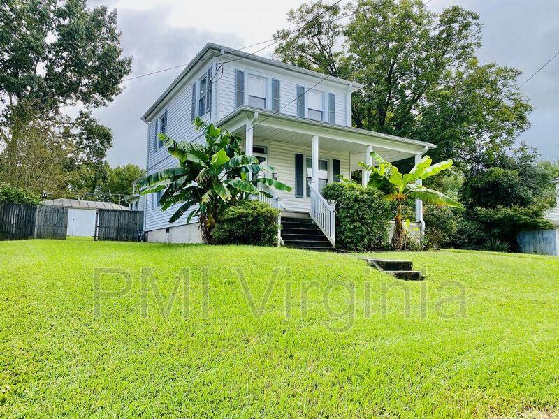 423 Highland Ave, Suffolk, VA 23434 29 Photos MLS 47559540 Movoto