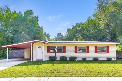 5725 Fiat Ln, Jacksonville, FL 32244