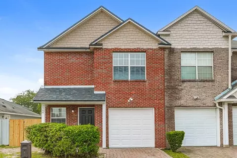 3564 Atherton St, Jacksonville, FL 32207