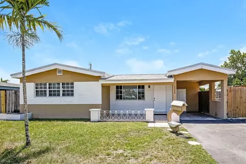 2300 De Soto Dr, Miramar, FL 33023