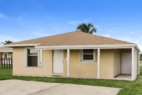 300 NW 3rd Ct, Hallandale Beach, FL 33009