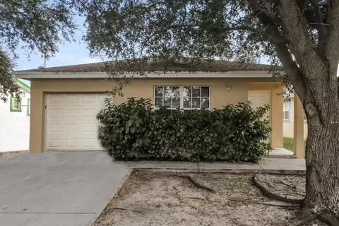 2320 Douglas St, Hollywood, FL 33020