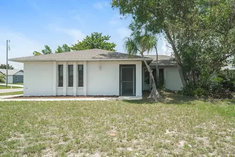 1329 SE 12th St, Cape Coral, FL 33990