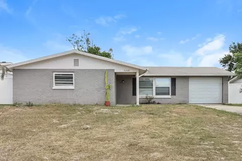 5208 School Rd, New Port Richey, FL 34653