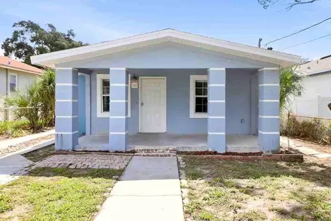 522 E Lime St, Tarpon Springs, FL 34689