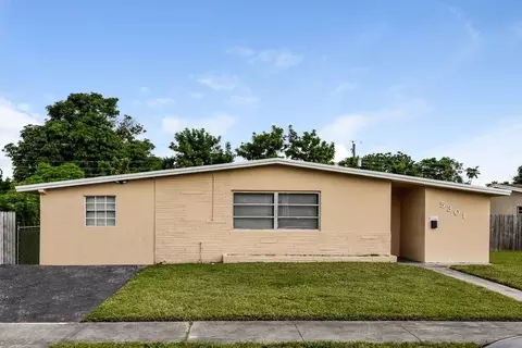 5301 NW 11th St, Sunrise, FL 33313