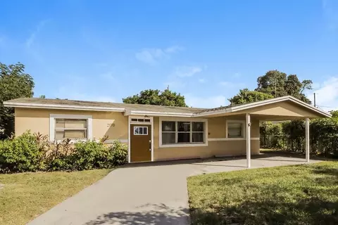 2170 NE 1st Ave, Pompano Beach, FL 33060
