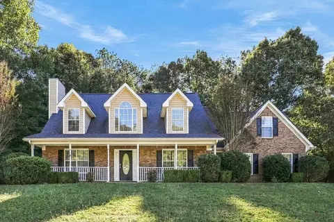 220 Hunters Chase, Mcdonough, GA 30253