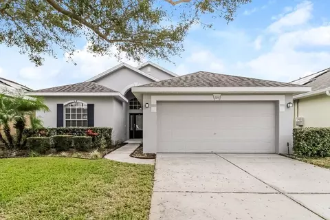 105 Venetian Bay Cir, Sanford, FL 32771