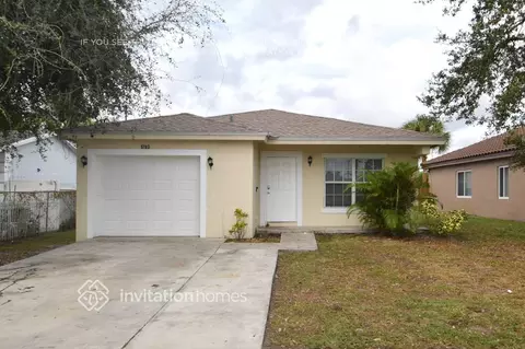 5703 Fletcher St, Hollywood, FL 33023