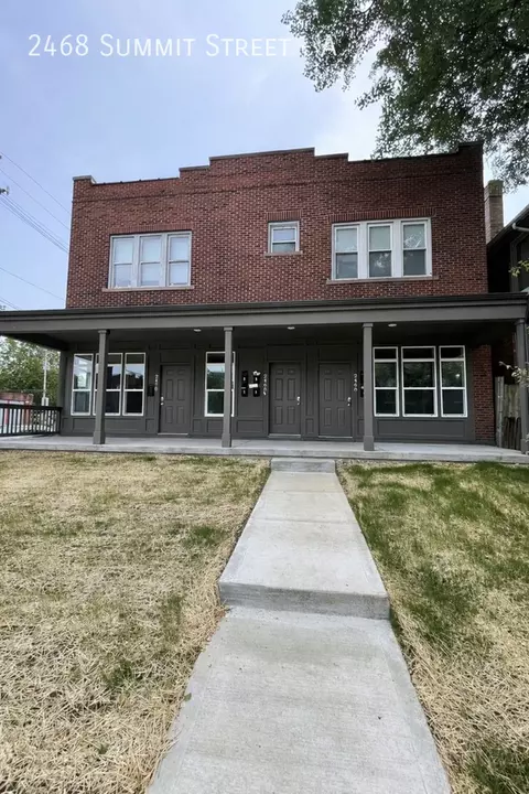 2468 Summit St #A, Columbus, OH 43202