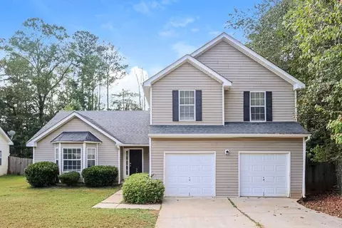 426 Pecan Wood Cir, Fairburn, GA 30213