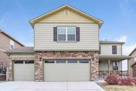5805 High Timber Cir, Castle Rock, CO 80104