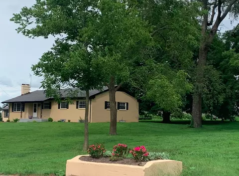 2900 Newtown Pike, Lexington, KY 40511