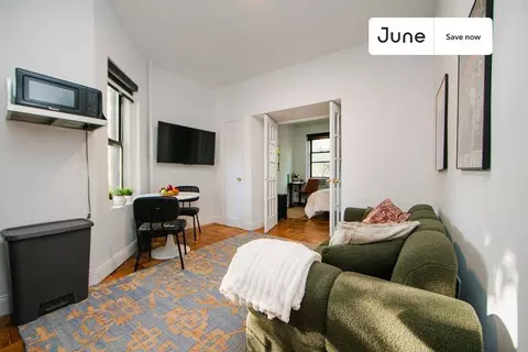 715 E 5th St #1D, New York, NY 10009