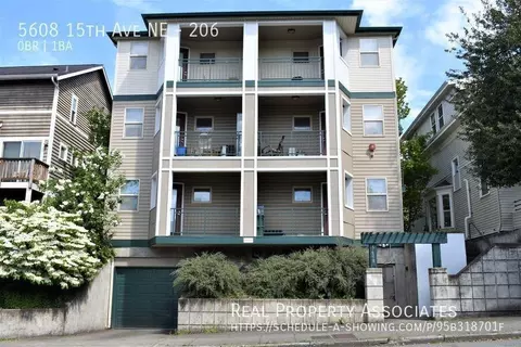 5608 15th Ave NE #206, Seattle, WA 98105