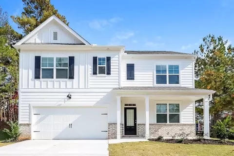 101 Shadow Glen Rd, Fairburn, GA 30213