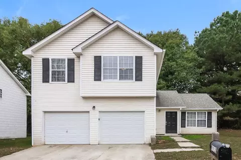 2915 Russ Ln, Lithonia, GA 30058