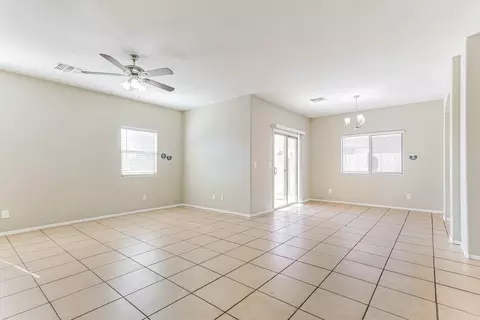 10421 E Bonnell St, Apache Junction, AZ 85120 photo 4