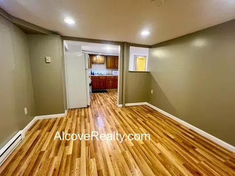 40 Alfred Rd #B, Arlington, MA 02474