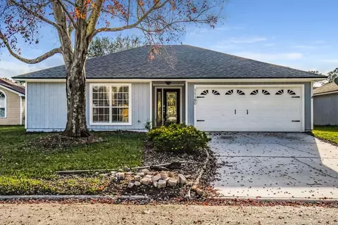 11180 Barbizon Cir E, Jacksonville, FL 32257