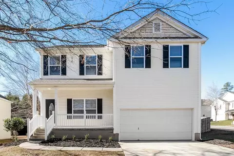 102 Clacton Ct, Mooresville, NC 28117