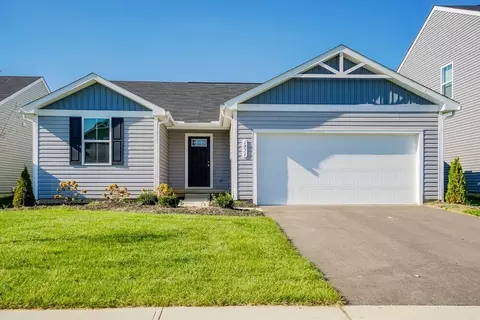 1971 Lake Crest Dr, Grove City, OH 43123