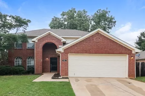 327 Stately Oak Ln, Lake Dallas, TX 75065