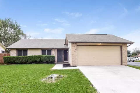 9478 Greens Pt, San Antonio, TX 78250