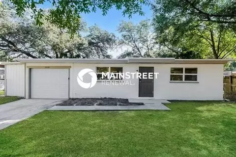 3228 Clifford Sample Dr, Tampa, FL 33619