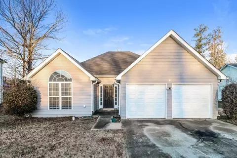 1376 Trafalgar Way, Hampton, GA 30228