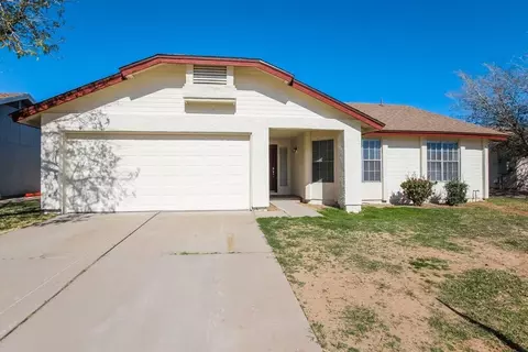 208 W Oraibi Dr, Phoenix, AZ 85027