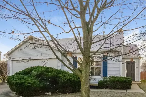 10387 Fairmont Ln, Indianapolis, IN 46234