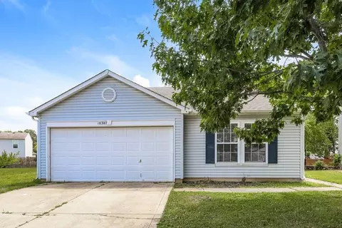 10387 Fairmont Ln, Indianapolis, IN 46234