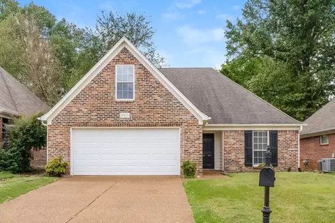 4825 Graham Lake Dr, Olive Branch, MS 38654