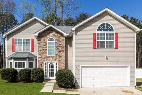 429 Grier Dr, Locust Grove, GA 30248