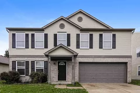 333 Sunburst Ln, Greenwood, IN 46143