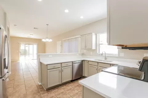 1415 E Gary Way, Phoenix, AZ 85042 photo 5