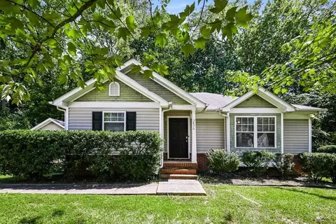 3836 Bullard St, Charlotte, NC 28208