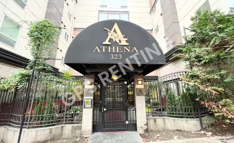 323 Queen Anne Ave N #316, Seattle, WA 98109