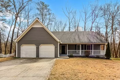 2437 Country Lake Ln, Powder Springs, GA 30127