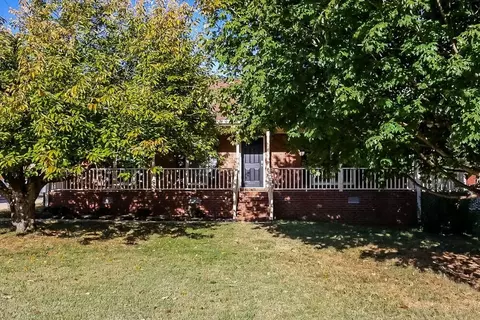 225 Richmond Dr, Smyrna, TN 37167