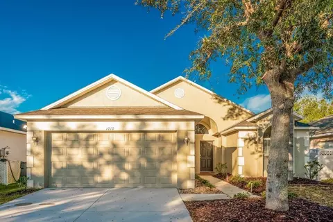 1010 Cristelle Jean Dr, Ruskin, FL 33570