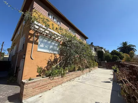 200 S Lake St, Los Angeles, CA 90057
