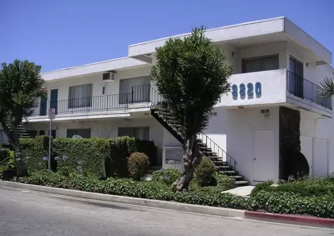 3820 Frances Ave, Los Angeles, CA 90066