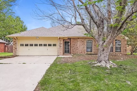 3816 Yellowstone Pl, Denton, TX 76209