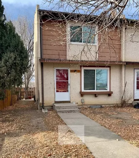 1122 Delaware Dr, Colorado Springs, CO 80909