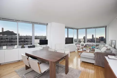 4730 Center Blvd #3307, Long Island City, NY 11109